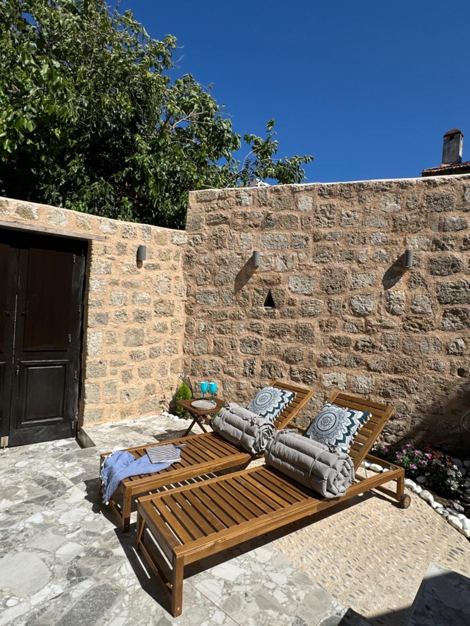 Vetus Vicinato Luxury Homes Rhodes City Esterno foto