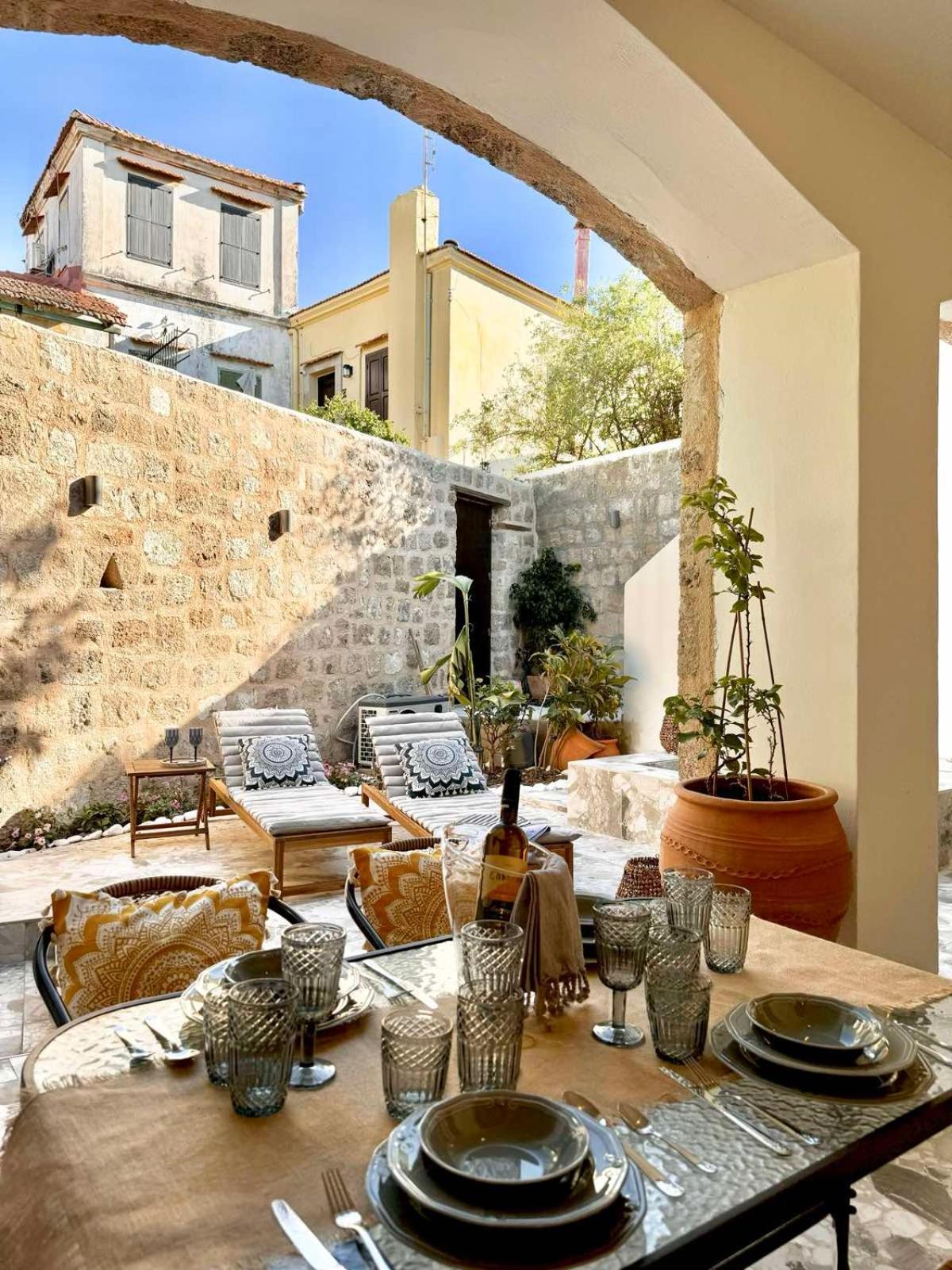 Vetus Vicinato Luxury Homes Rhodes City Esterno foto