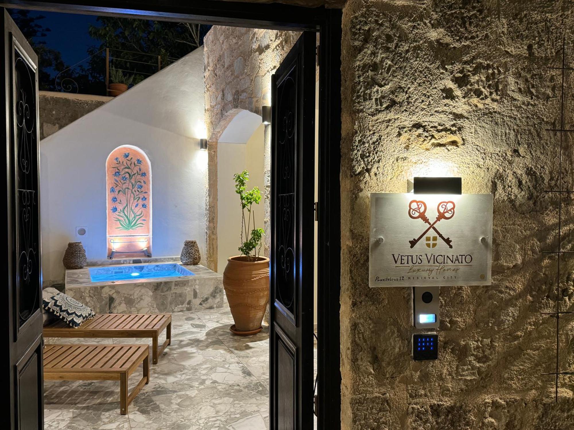 Vetus Vicinato Luxury Homes Rhodes City Esterno foto