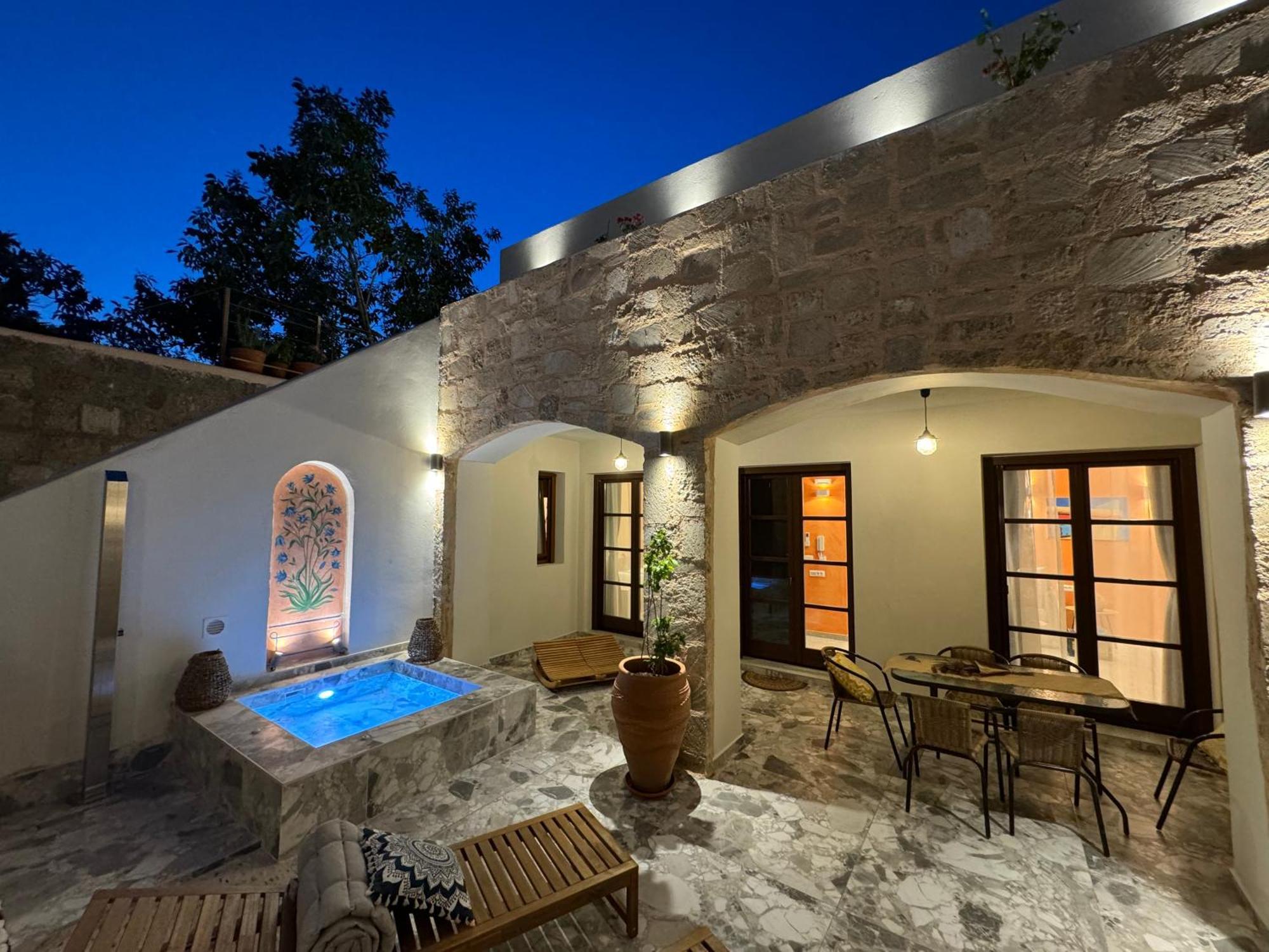 Vetus Vicinato Luxury Homes Rhodes City Esterno foto